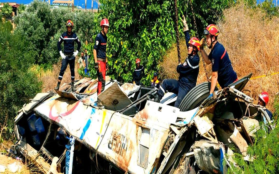 الرئيس الجزائري: العدالة ستضرب بيدٍ من حديد بعد استكمال التحقيقات في حادث بومرداس