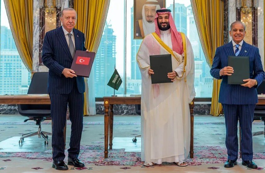 «الصوت اليهودي»: انضمام مصر إلى «اتفاق مكة» قد يغيّر موازين القوى في المنطقة