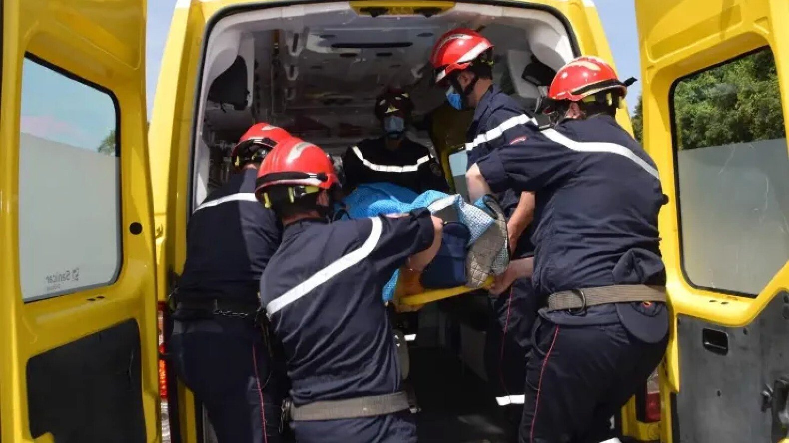 الجزائر.. الحماية المدنية تكشف حصيلة مأساوية لحوادث فجر الثلاثاء