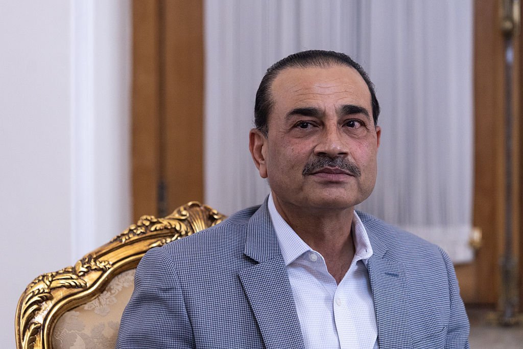 مصادر: ترامب يطلب من باكستان إعادة إيران إلى المفاوضات قبل زيارة قائد جيشها لطهران