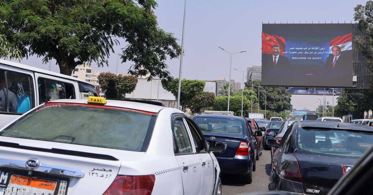 استثمار صيني بقيمة 117 مليون دولار لإنشاء مجمع نسيج في مصر