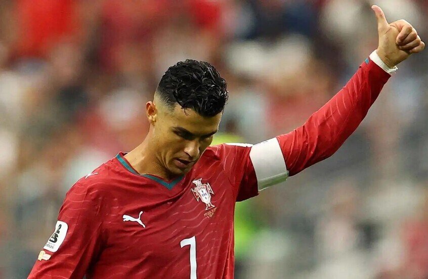 ميسي يعلن اعتزاله.. وبيرس مورغان يستغل اللحظة للتأكيد على أفضلية رونالدو