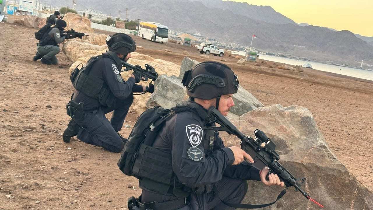 الجيش الإسرائيلي يجري تمرينا في إيلات تحسبا لهجمات مفاجئة واسعة النطاق