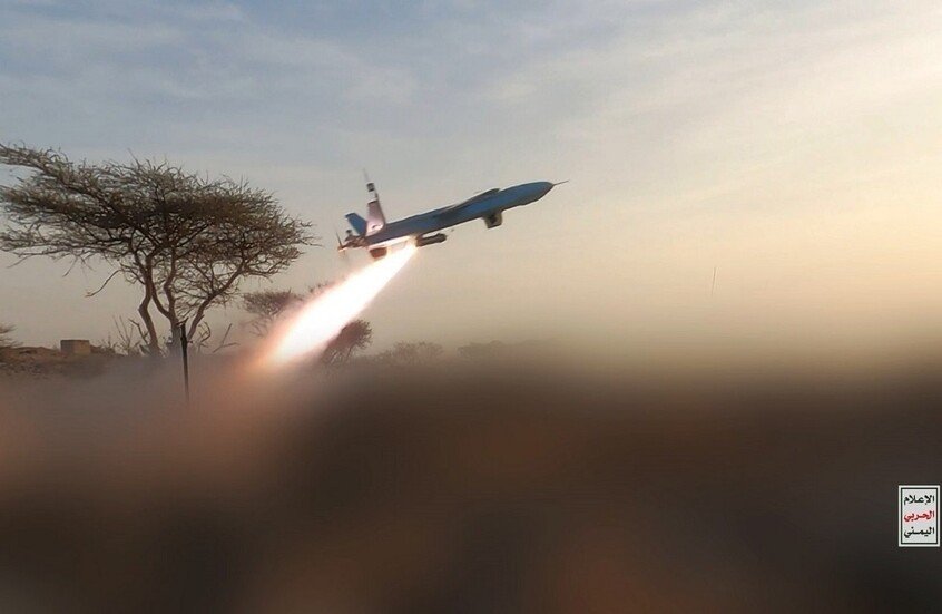 «أكسيوس» يكشف أسباب تراجع ترامب عن ضرب الحوثيين رغم الطلب السعودي