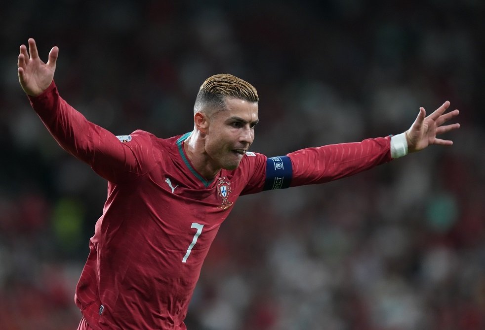 شاهد.. إلغاء هدف رونالدو بعد العودة إلى «VAR» وفرص ضائعة بالجملة