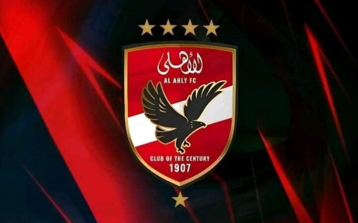طبيب الأهلي يكشف تفاصيل إصابة بن شرقي وكريم الدبيس