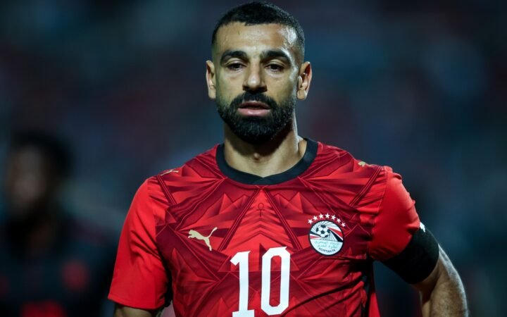 رسالة واتساب تكشف كواليس جديدة وراء مغادرة محمد صلاح معسكر مصر