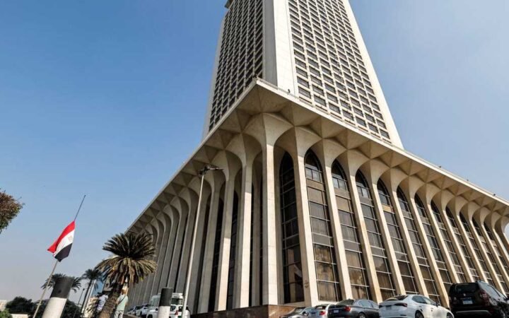 القاهرة: نتابع حالة المصري الذي اجتاز الحدود إلى إسرائيل