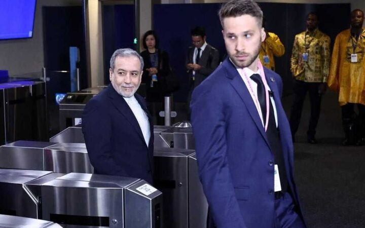 إيران تعلق على تقارير "طرد بعثتها من نيويورك"