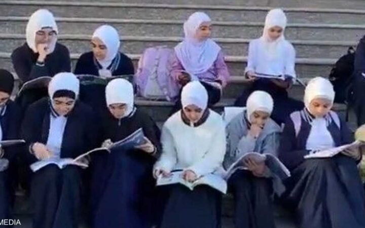 من الحجاب إلى "دعوة للانقلاب".. أزمة أذربيجان وتركيا تتفاقم