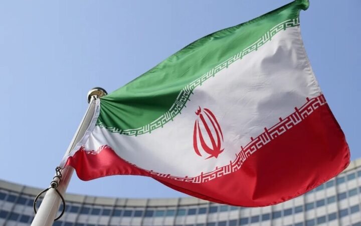أسفر عن مقتل شخص.. أوكرانيا تعلن الاتصال بطهران بعد هجومها على سفينة مدنية إيرانية في بحر قزوين