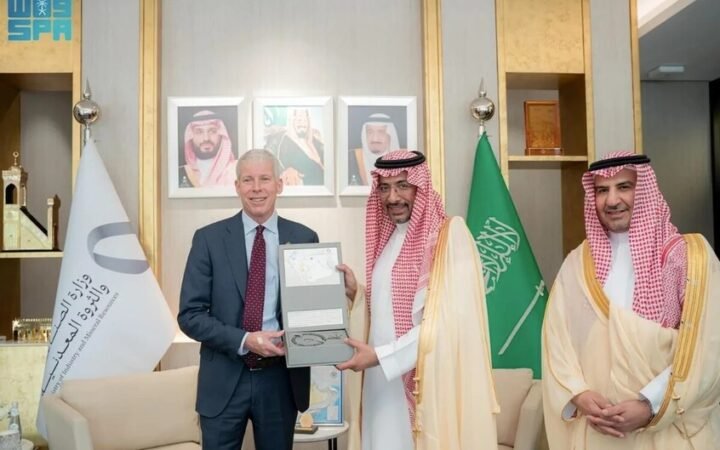 وزير الطاقة الأمريكي: لا نخطط لتخصيب اليورانيوم في السعودية