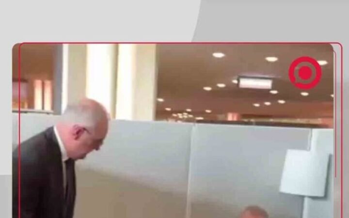 بزشكيان يهدي الرئيس السويسري كتاب
