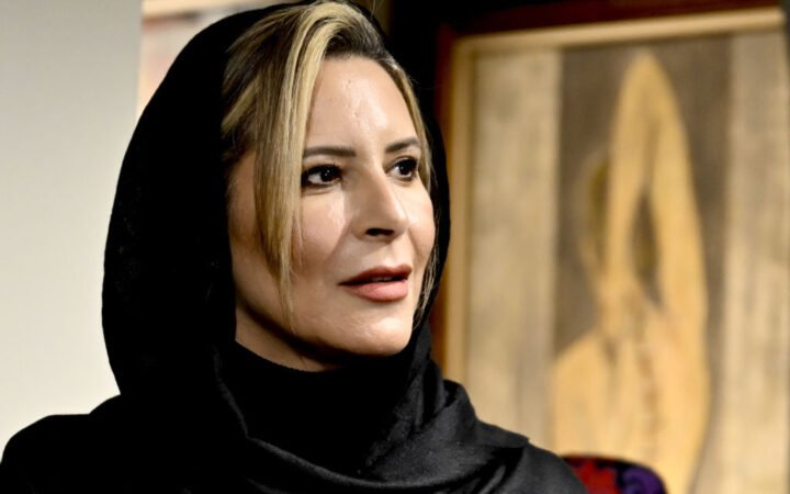 أول تعليق لعائشة القذافي بعد تصدرها استطلاع "المرشح الأفضل"
