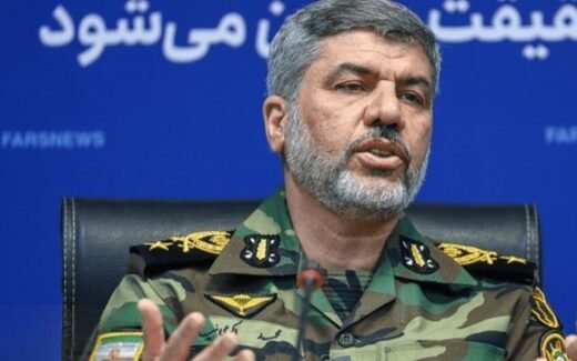 المتحدث باسم جيش الجمهورية الإسلامية الإيرانية العميد محمد اكرمي نيا