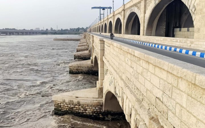باكستان تتهم الهند بتسييس المياه وتتمسك بسريان معاهدة السند