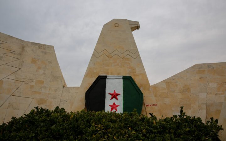 دمشق تدين هجمات الحوثيين على مطاري أبها والملك خالد في السعودية