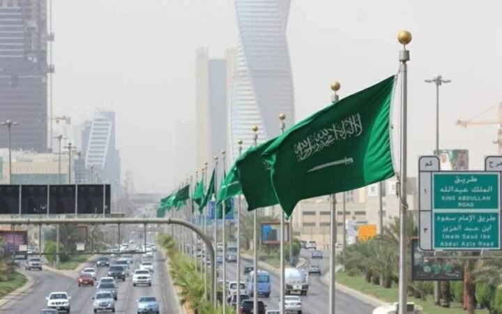 دول غربية تصدر تحذيرات عاجلة لرعاياها في الرياض