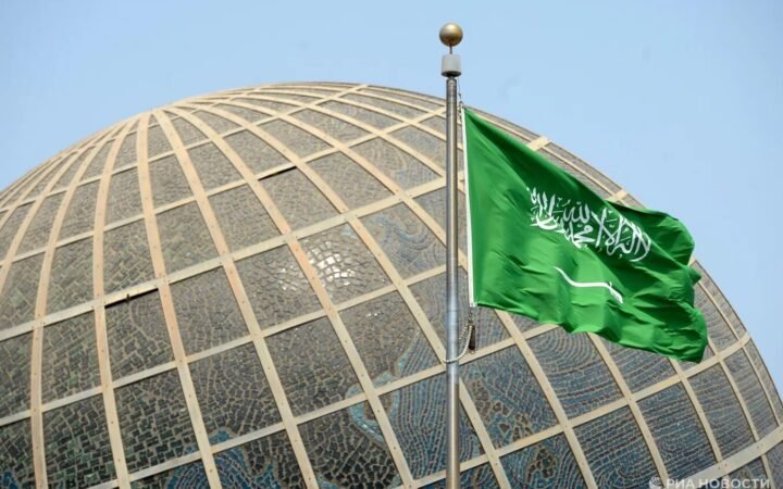الطيران المدني السعودي: إصابات في هجوم جديد على مطار الملك خالد في الرياض