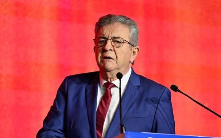 ميلانشون: على فرنسا ألا تتورط في أوكرانيا والسعودية.. لن نضحي بأبنائنا في سبيل مغامرات "الناتو"