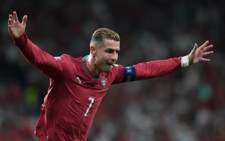 رونالدو: أنا اللاعب الأعظم في التاريخ ونقطة على السطر!