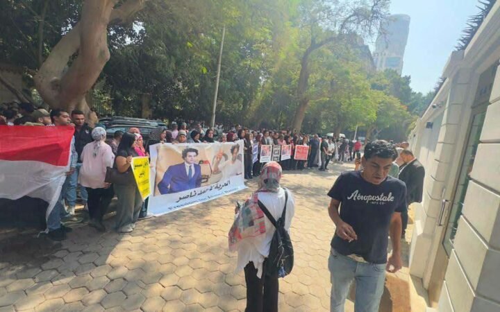 توقيف مصري في هولندا يشعل احتجاجا بالقاهرة.. ومطالب بكشف ملابسات الواقعة