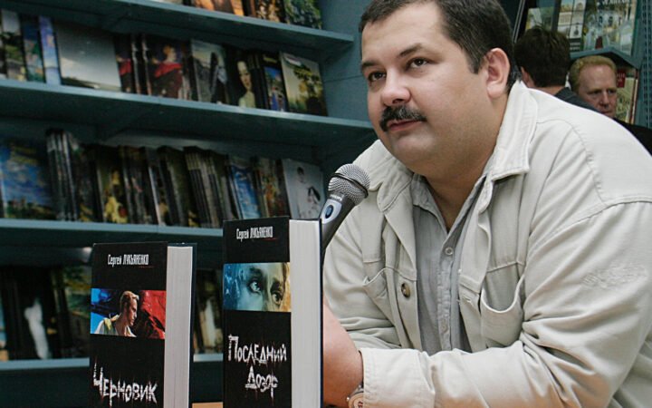 كاتب روسي: الذكاء الاصطناعي قد يصبح شكلا من أشكال وجود الإنسان بعد موته