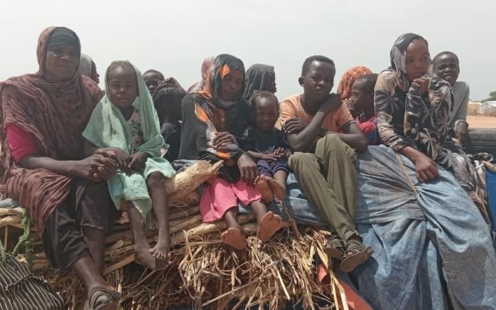 السودان.. منطقة طويلة تستقبل موجة نزوح جديدة وسط نقص حاد في الغذاء والدواء