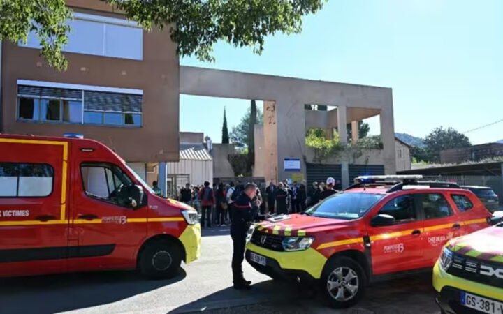 النيابة الفرنسية لمكافحة الإرهاب تتولى التحقيق في إطلاق نار بمدرسة