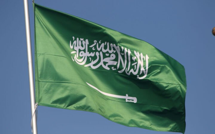 السعودية تعلن إعدام رجل وامرأة فعلا الفاحشة داخل مسجد في مكة