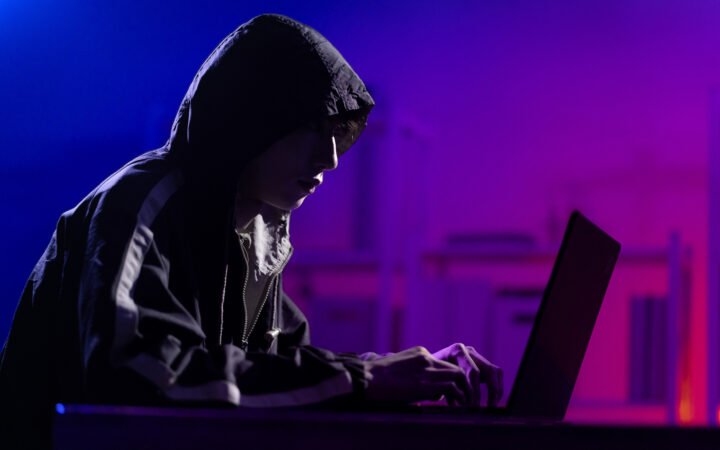 باحثون: شركة إسرائيلية استخدمت إعلانات عبر الإنترنت لتنفيذ عملية تجسس واسعة النطاق