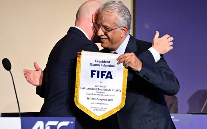 رئيس الاتحاد الآسيوي يعلق على إمكانية تأجيل كأس آسيا "السعودية 2027"