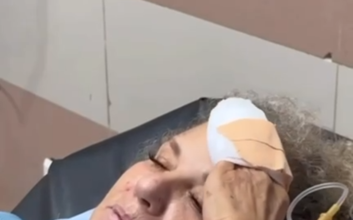 الضفة الغربية.. إصابات باعتداءات على مزارعين وطواقم إسعاف وصحفية (صور)