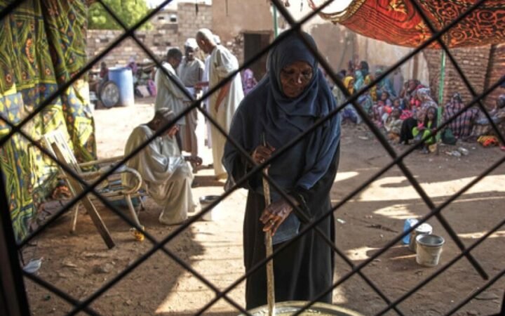 أطباء السودان يحذرون من تدهور صحي خطير يهدد آلاف المحتجزين في الجنينة