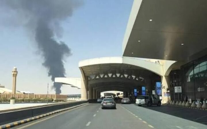 الخارجية البريطانية تحذر مواطنيها من السفر إلى السعودية في حال عدم وجود ضرورة