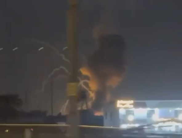 مقتل شخص وإصابة آخرين جراء انفجار ذخائر داخل مقر للحشد الشعبي شرقي بغداد