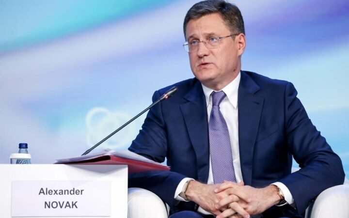 نوفاك: إبحار ناقلة أول شحنة من وقود الديزل الروسي إلى السوق العالمية وفقا لاتفاق بوتين ـ ترامب