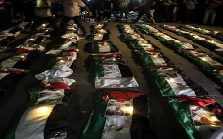 الدفاع المدني في غزة: 8 آلاف جثمان تحت الأنقاض ونقص المعدات يعرقل انتشالها