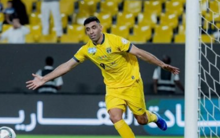 المغربي حمد الله يجرد السومة من رقمه القياسي في الدوري السعودي