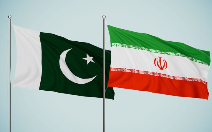 باكستان تعلق التجارة مع إيران عبر معبري غابد-ريمدان وتفتان لدواع أمنية