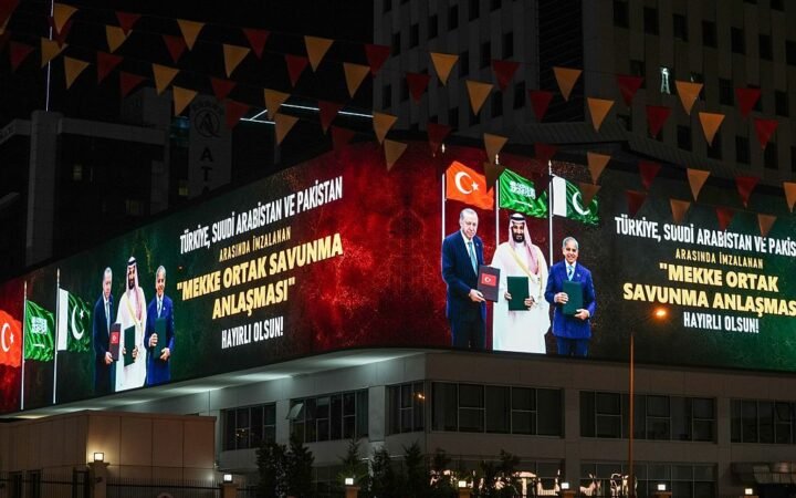 حزب أردوغان يتهم المعارضة التركية بنشر أكاذيب واستفزازات عن "حلف مكة" والتدخل العسكري مع السعودية