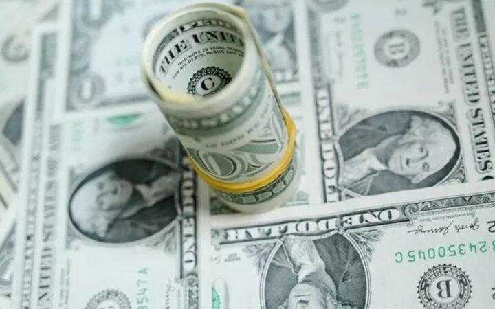 الدين العام الأمريكي يقترب من 40.4 تريليون دولار ويسجل مستوى قياسيا جديدا