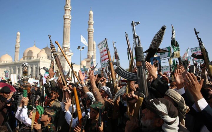 الحوثيون: 62 غارة جوية سعودية على اليمن خلال 24 ساعة