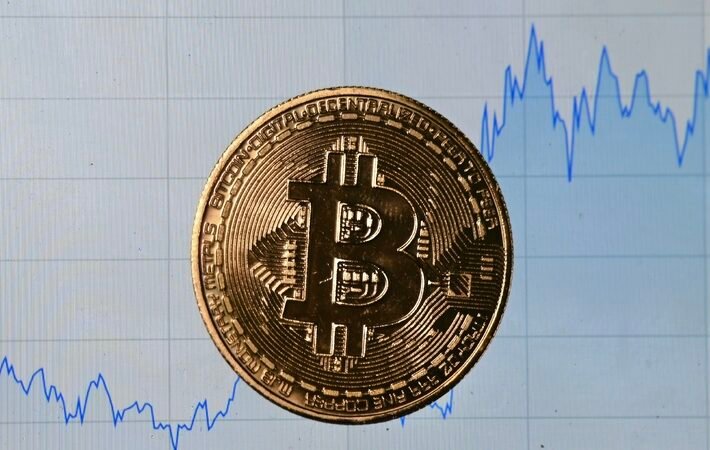 هبوط "البيتكوين" متأثرة بالذكاء الاصطناعي