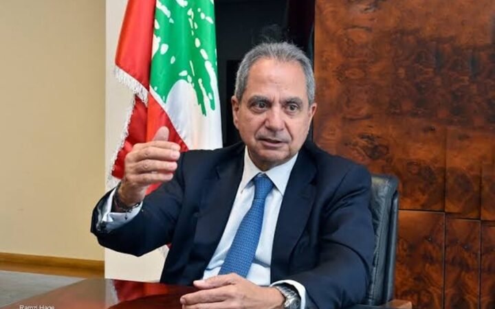 لبنان.. وزارة الطاقة تنفي تلقي الوزير دعوة رسمية لزيارة قطر