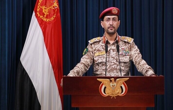 الحوثيون يعلنون استهداف "تحشيدات سعودية" بمعسكر النصر والقاعدة العسكرية البحرية في عدن