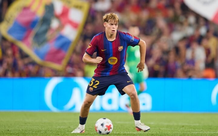 برشلونة يفاجئ ريال مدريد باستدعاء لاعب إسرائيلي