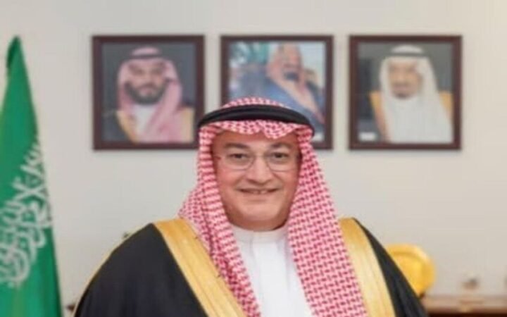 وسائل إعلام وشخصيات دبلوماسية سعودية تعلق على زيارة وزير الدفاع إلى العاصمة طهران