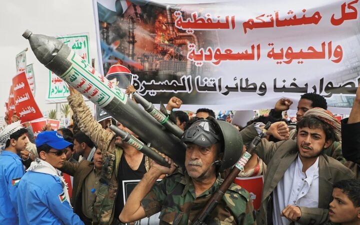 الحوثي: "تفويض البرلمان المصري للسيسي إعلان للحرب على اليمن"