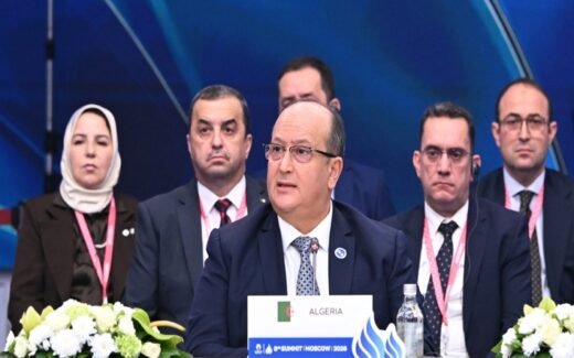 الجزائر تدعو لتعزيز دور الدول المصدرة للغاز في مواجهة التوترات الجيوسياسية